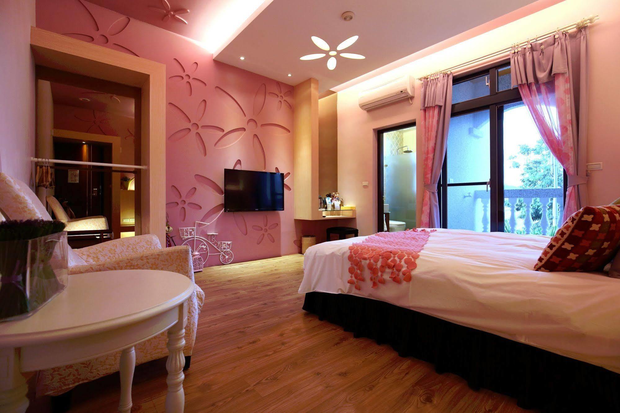 Queen Love Homestay Хуалиен Сити Екстериор снимка